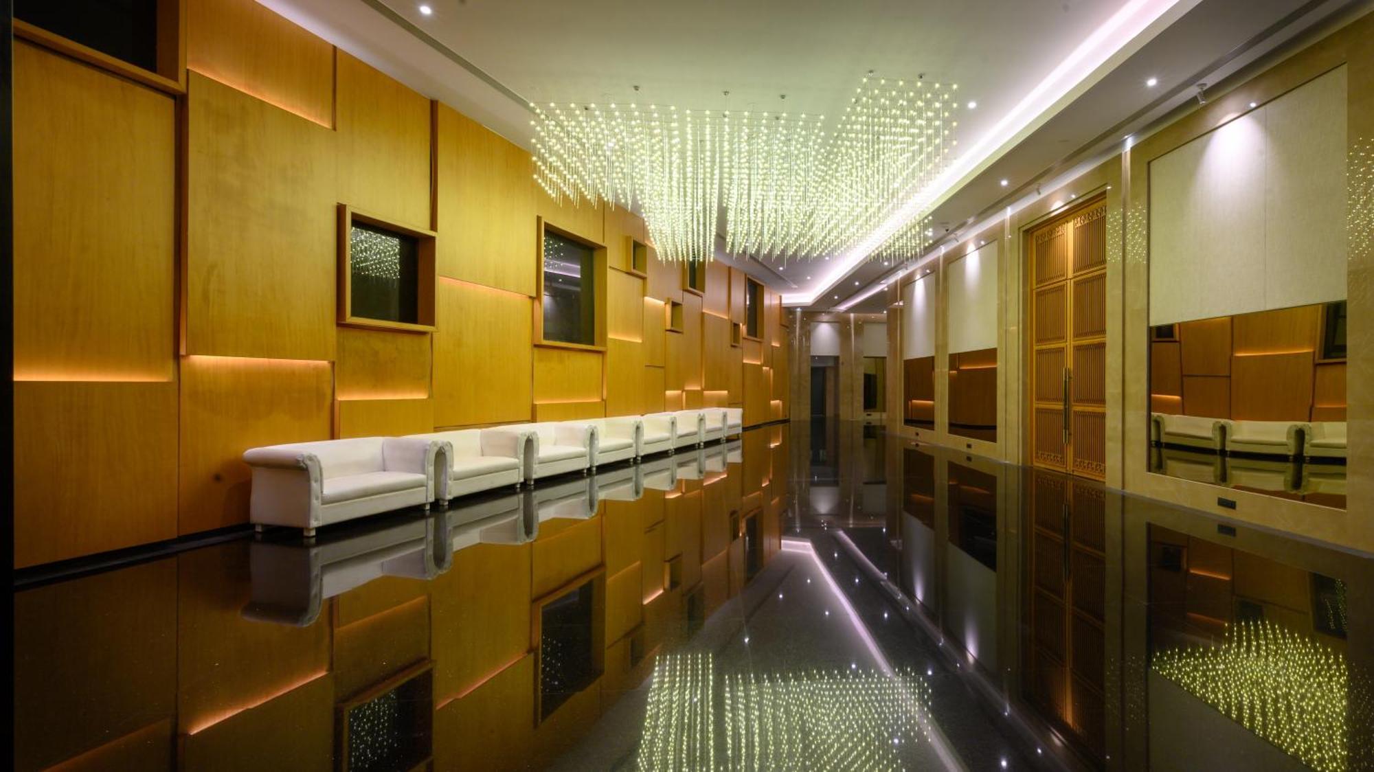 Aria Resort & Spa Nashik Exterior photo