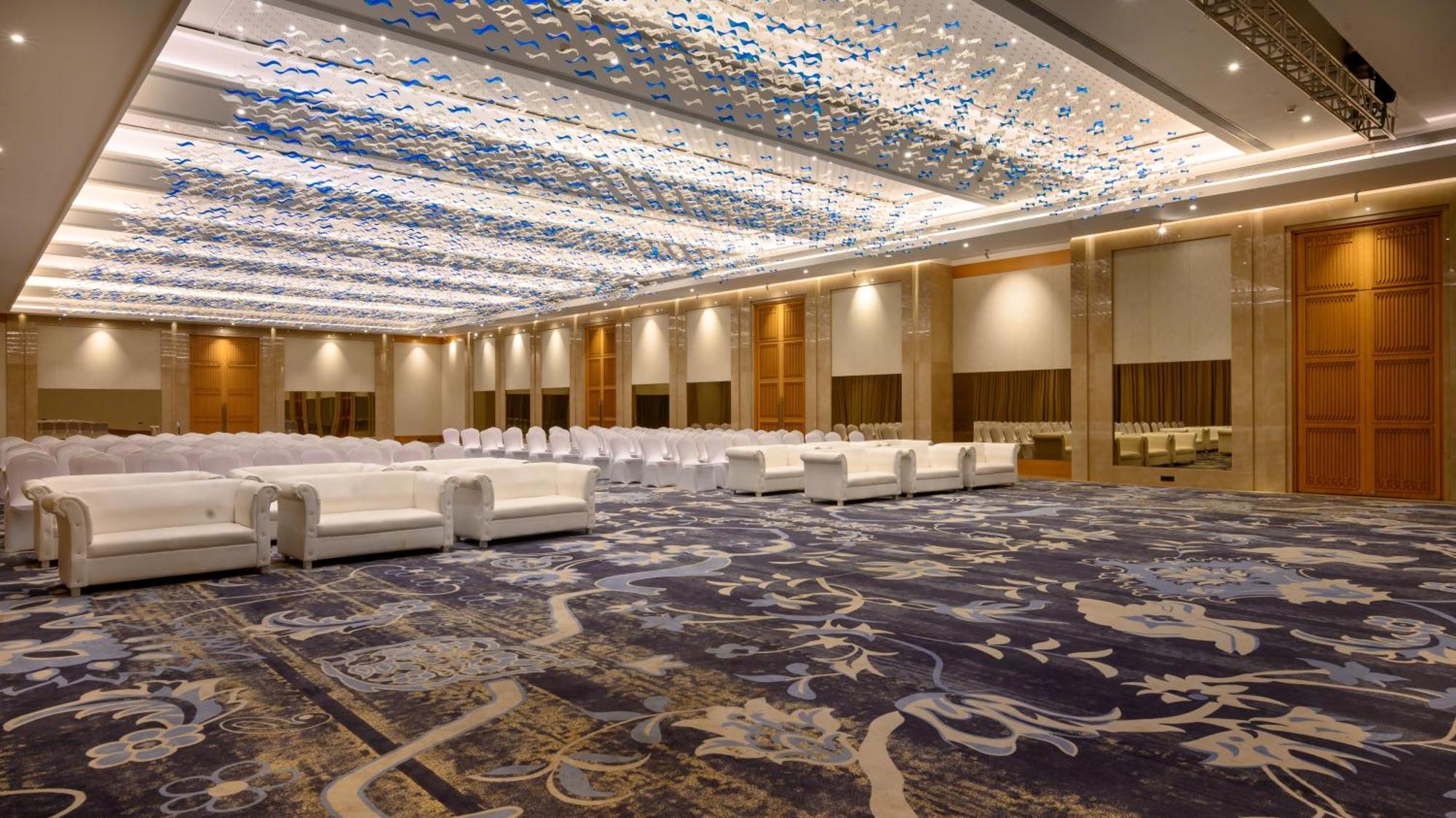Aria Resort & Spa Nashik Exterior photo