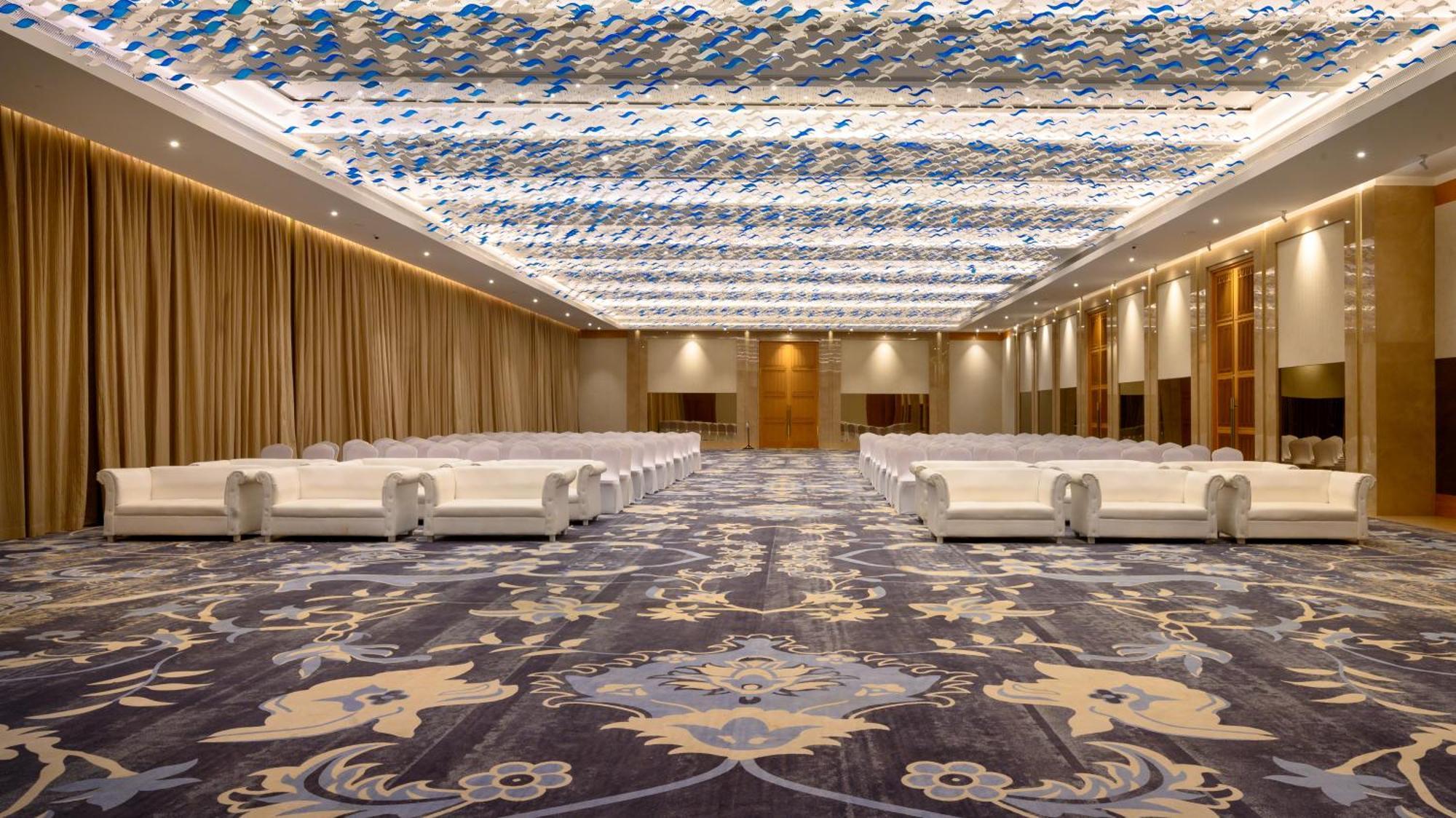 Aria Resort & Spa Nashik Exterior photo