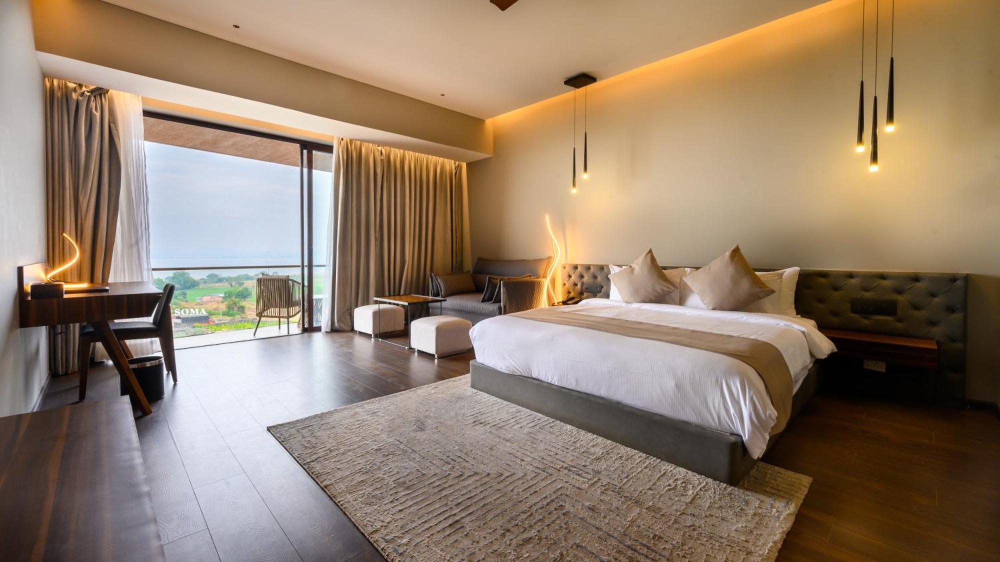 Aria Resort & Spa Nashik Exterior photo