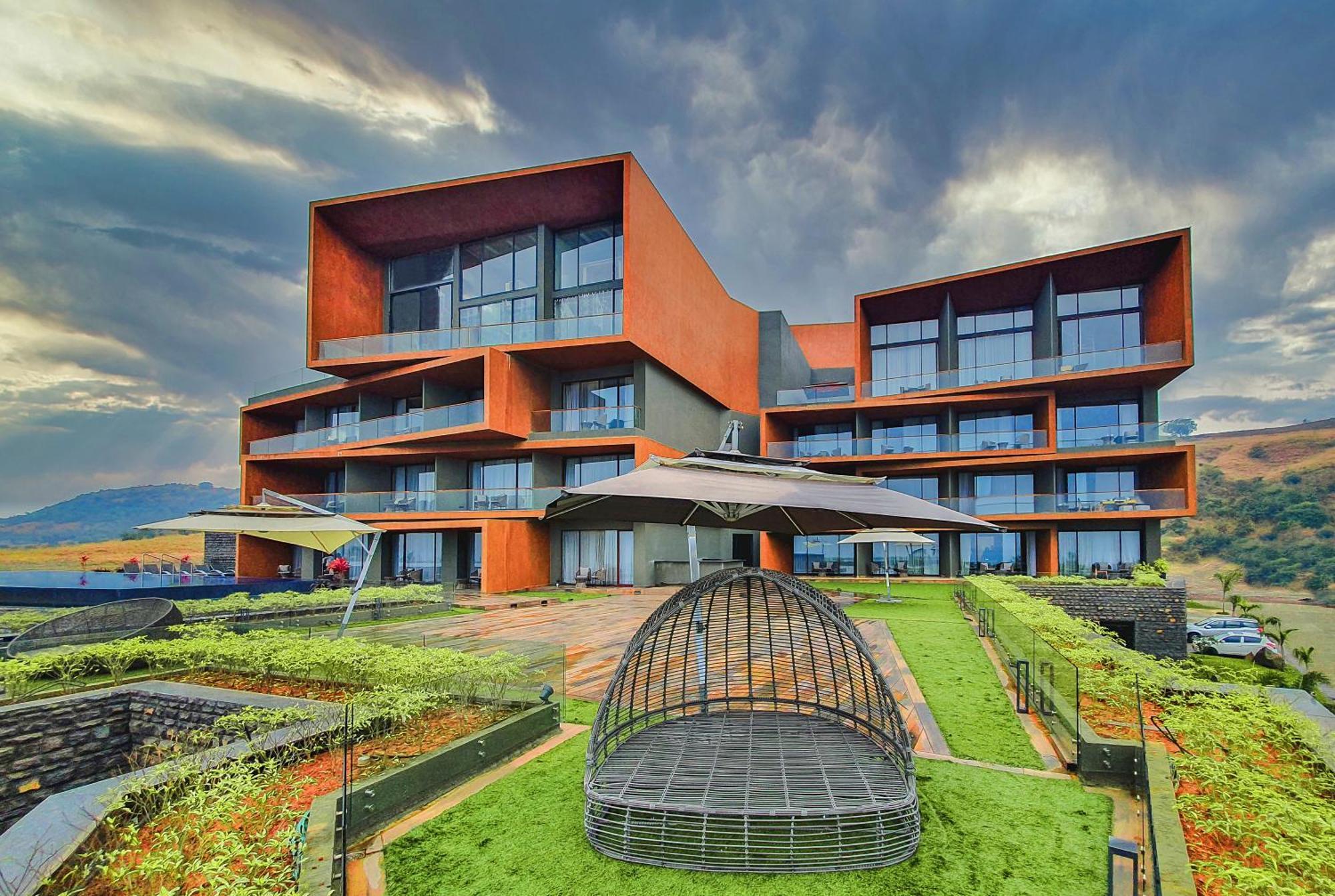 Aria Resort & Spa Nashik Exterior photo